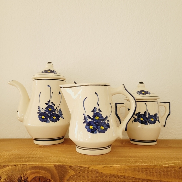 VTG Handmade Blue & White Floral Painted Teapot Sugar Bowl Creamer Set